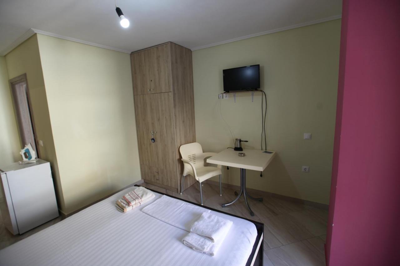 Angjelo Apartments Саранде Екстериор снимка