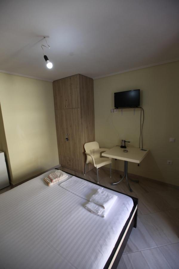 Angjelo Apartments Саранде Екстериор снимка