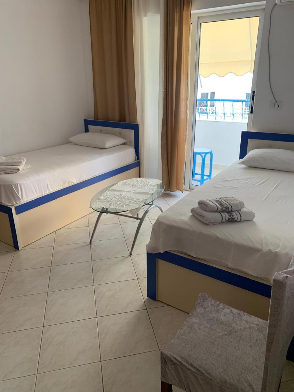 Angjelo Apartments Саранде Екстериор снимка