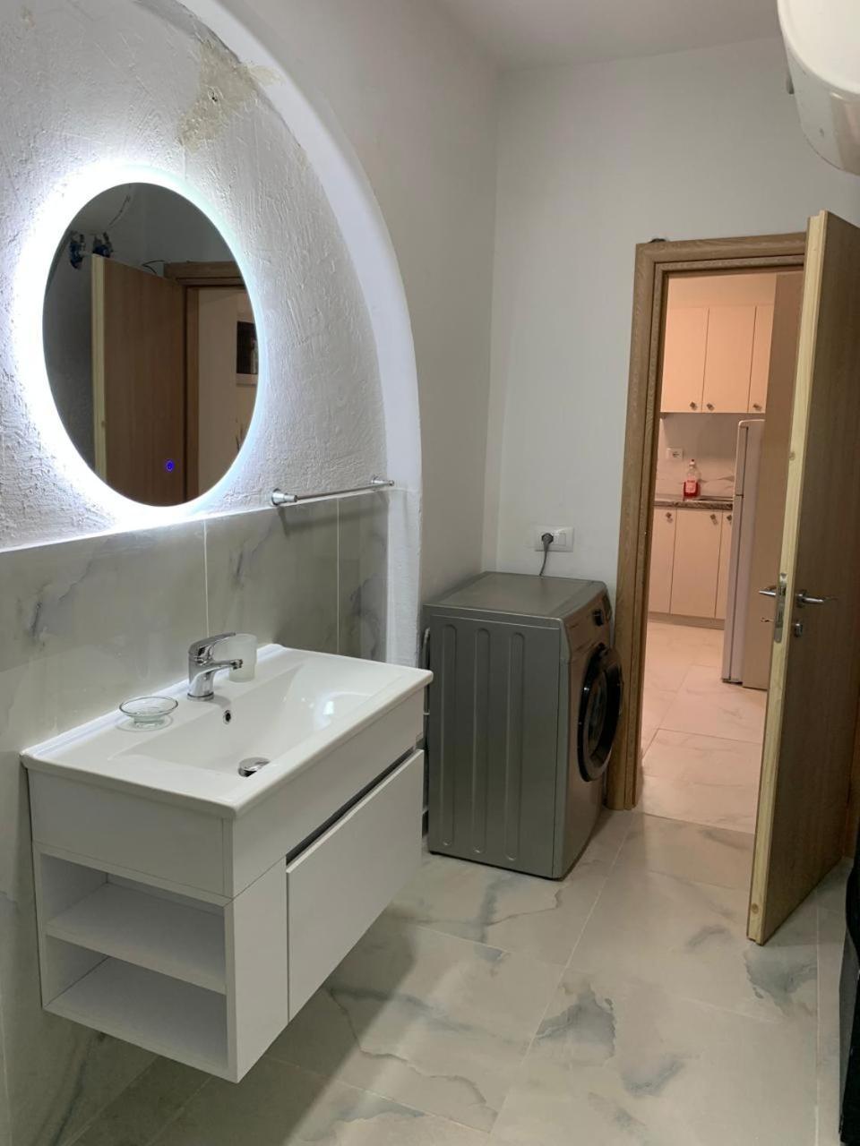 Angjelo Apartments Саранде Екстериор снимка